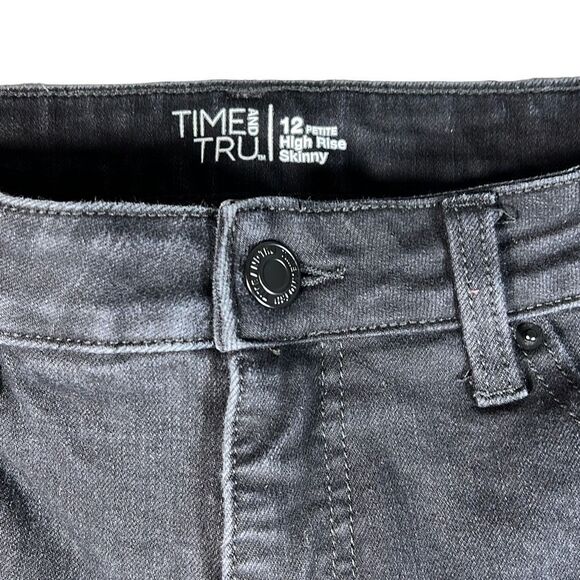 Time and Tru Women's Skinny Jeans High Rise Denim Pants Black Size 12 Petite - Picture 2 of 9